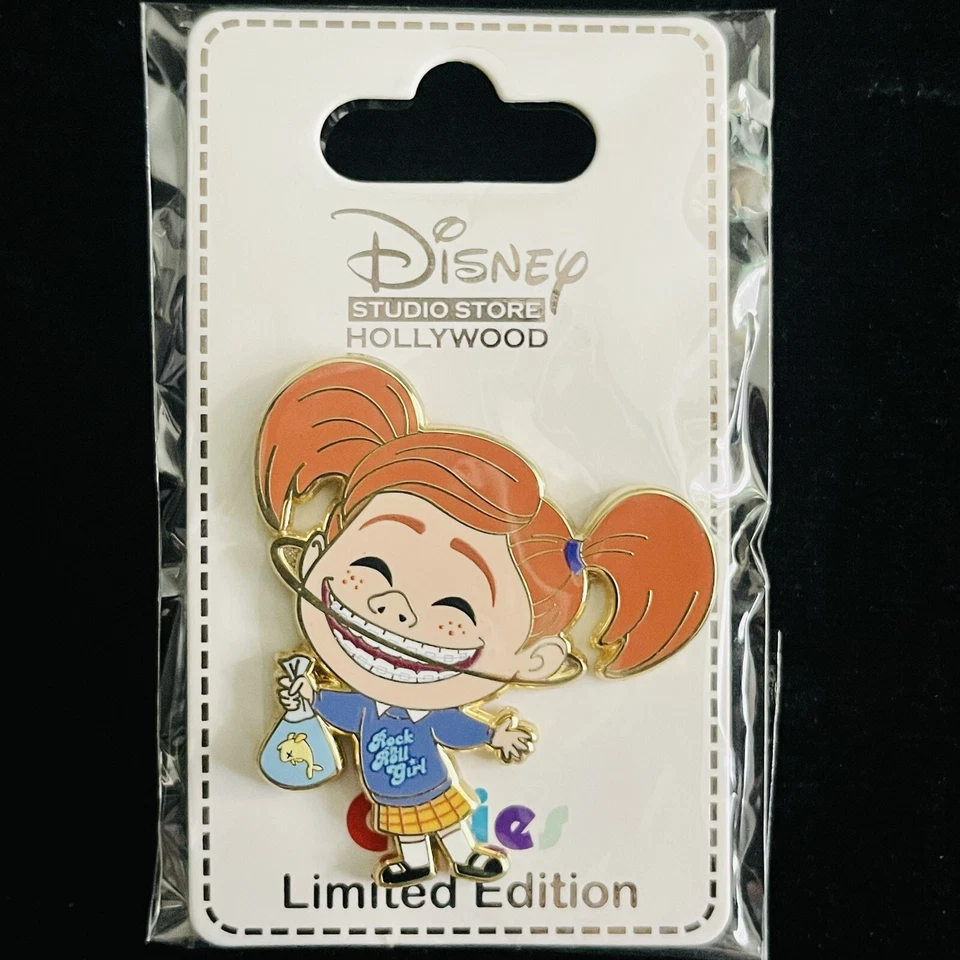 Lindo prendedor LE 300 DSSH Darla Cuties D23 Expo Pixar Finding Nemo DSF Disney 2022 Foto 1 de 1