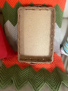 VINTAGE Pyrex 233N Wicker PLATTER, Casserole Dish Holder, Kitchen, Farmhouse - Picture 1 of 6