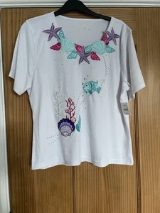 Princess Cruises Ladies White Embellished Short Sleeved Top Size XL BNWT - Picture 1 of 3
