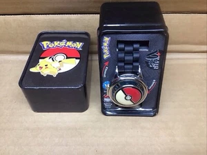 NUEVO Reloj Accutime Pokemon con Cubierta Giratoria en Estuche de Metal para Coleccionistas 2018 - Imagen 1 de 4