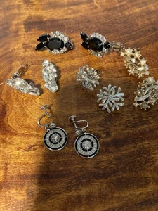 Lot Of 5 Pairs Vintage Earrings Clip On/Screw Back - Picture 1 of 15