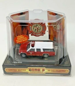 Code 3 City of Los Angeles Battalion 4 GMC Suburban Fire Vehicle Collectible - Picture 1 of 11