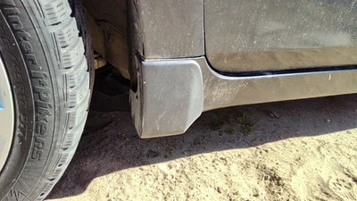 Nissan Altima 2008 conductor moldura izquierda guardabarros OEM moldura Foto 1 de 4