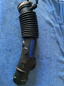 2002-2005 02 03 04 05 GMC ENVIADO/Trailblazer 4,2 L filtro de aire conducto 15181115 OEM - Imagen 1 de 6