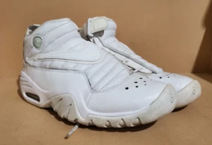 Size 10.5 - Nike Air Shake Ndestrukt Triple White 2017 - Picture 1 of 9