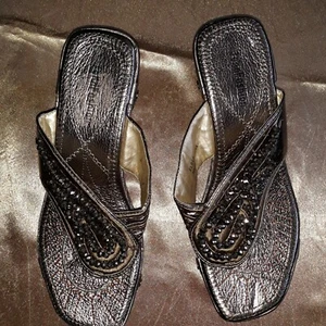 John Fashion NWOB Women's Beaded Glitter Studded Slip On Sandal  BL898-1 Size 7M - Picture 1 of 5