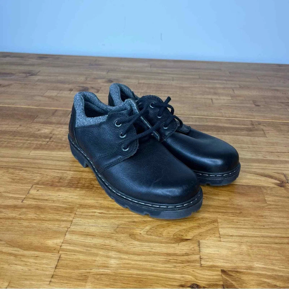 Dr. Martens Black Leather 3 Eye Lace Up Oxford Shoes Size Boys 3 - Image 1 of 4