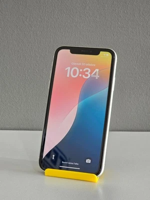 Apple iPhone 11 – 64GB Usato graffiato Funzionante bicolore Lilla argento - Immagine 1 di 4