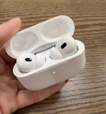Apple AirPods Pro 第 2 世代、MagSafe ワイヤレス充電ケース付き - ホワイト