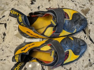 mens climbing shoes sale