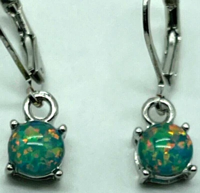 Pendientes. Juego de 8 pendientes colgantes de ópalo en varios colores. Gancho mariposa. Foto 1 de 4