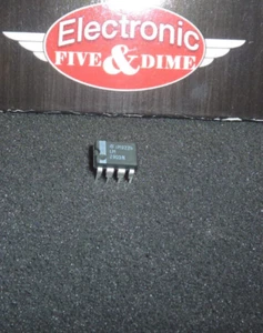LM2903N National Comparator 15000uV Offset-Max 1500ns Response Time PDIP8 IC - Picture 1 of 1