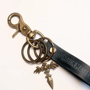 Personalized D&D leathe key ring, Handmade Blue Leather, Unique customized gift - Picture 1 of 14