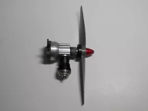 Motor modelo Cox .049 con hélice (en muy buen estado) (atascado / engomado) #1 - Imagen 1 de 8