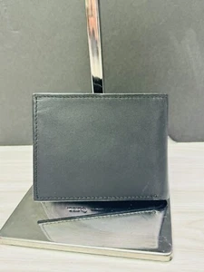 NIB True Religion Men's TR201676 Evans Logo  Leather Black Bifold Wallet RFID - Picture 1 of 4