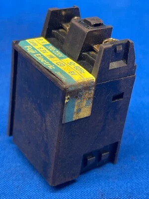 FUJI TRANSFORMADOR AHX511-M P.V: 200/220 VOLTIOS 50/60HZ LÁMPARA: 6.3V 1W LED: 6V Foto 1 de 4