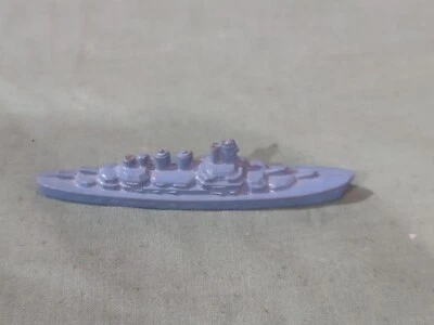 Acorazado TootsieToy de colección  Foto 1 de 4