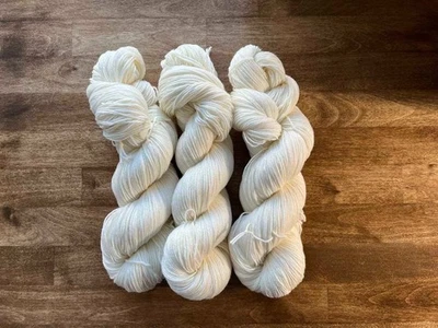 Destash | Valley Yarns Huntington Fingering Calcetín Hilado para Teñir | 9 - 100 gramos Foto 1 de 2