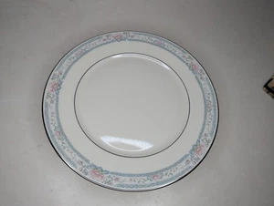Set of 4 Lenox China Charleston Cosmopolitan Salad Plates **MINT** Multiples Ava - Picture 1 of 4