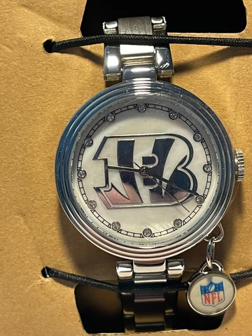 Cincinnati Bengals NFL Women's Stainless Steel Charm Watch !!!NEW!!! Cover