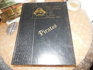 ORIGINAL 1996 PITTSBURG HIGH SCHOOL YEARBOOK/ANNUAL/JOURNAL/PITTSBURG, CALIF - Picture 1 of 1