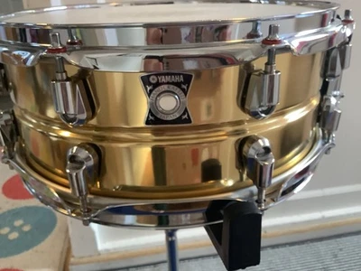 Yamaha Absolute Nouveau 13”x5.5” Brass Snare Drum - Image 1 of 4