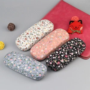 Cloth Material Retro Sunglasses Case Women’s Accessories - Picture 1 of 14