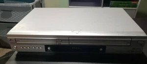 Zenith XBV443 DVD VCR Combo Player VHS Hi-Fi Stereo Progressive Scan WORKS! - Picture 1 of 7