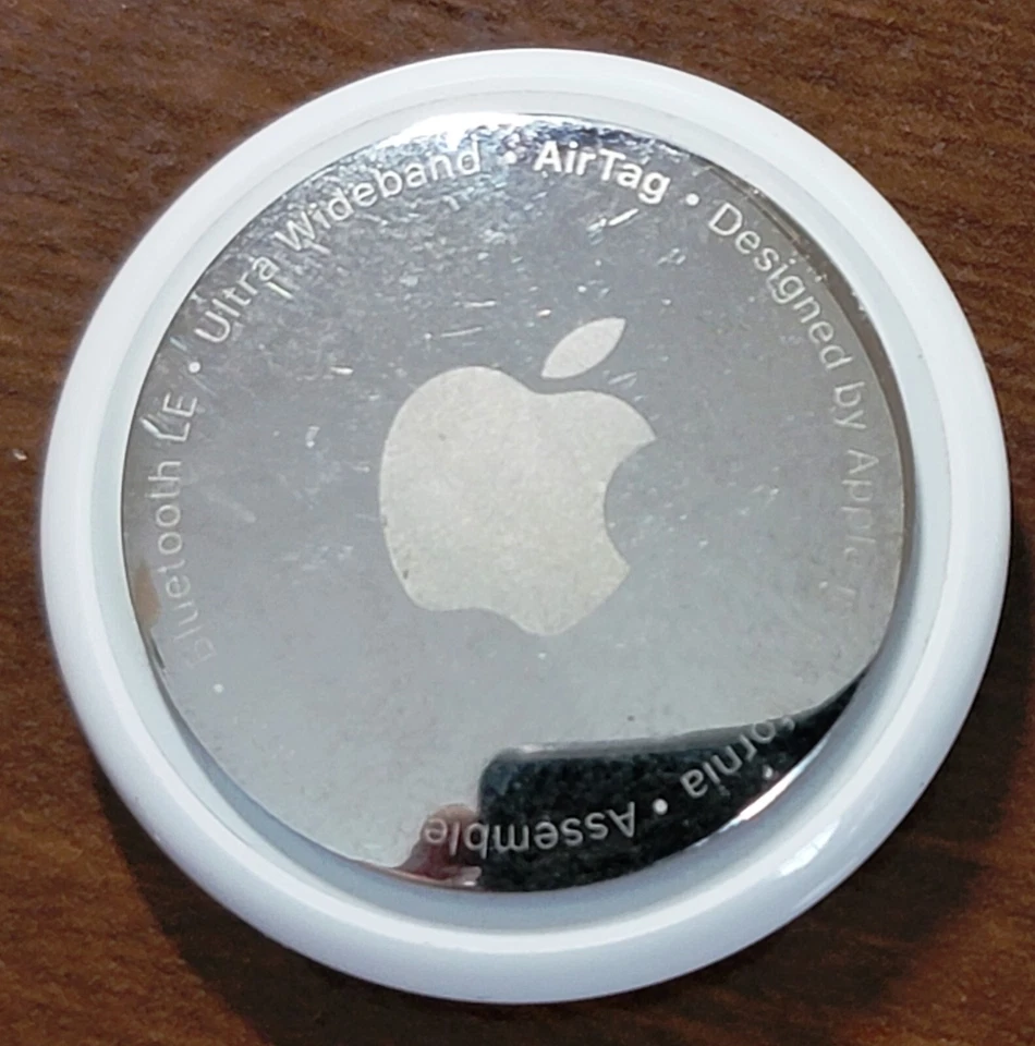 Original Apple AirTag Bluetooth READ Account LOCKED Parts ONLY AS IS MX532AM/A - Image 1 of 2