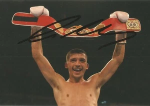 BOXEO: LEE SELBY ""LIGHTNING"" FIRMADO 6x4 FOTO DE ACCIÓN + CERTIFICADO DE AUTENTICIDAD - Imagen 1 de 1
