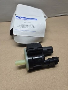 NEW OEM 05281586AA Valve Vapor Purge Solenoid 05281586AB For Jeep Wrangler 2.0L - Bild 1 von 8