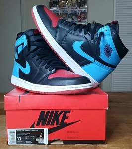 Air Jordan Retro 1 High OG "UNC To Chicago" Sneaker Größe 9,5 (Damen 11)  - Bild 1 von 14