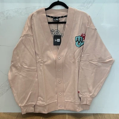 Cárdigan New Era Diablos Rojos Del México Hombre Grande Flores Suave Rosa Beige Foto 1 de 4