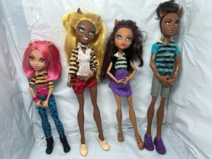 Monster High "Pack of Trouble" Wolf Doll Set, Clawdeen, Clawd, Howleen, Clawdia - Bild 1 von 11