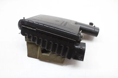 Lexus LS 460 2009 caja limpiadora de admisión de aire derecha 17705-38081 OEM 07 08 09 10 11 12 Foto 1 de 4