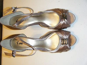 WOMENS FIONI NIGHT GOLD SATIN WITH CRYSTAL DESIGN ON FRONT SLING BACK OPEN TOE - Picture 1 of 4