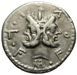 República Romana M. Furius Philus AR Denarius (119 aC), Gens Furia - Imagen 1 de 6