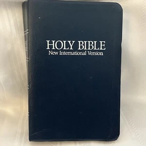 Zondervan HOLY BIBLE New International Version Blue Faux Leather Red Letter - Picture 1 of 10
