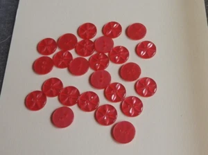 25 ROSE BRIGHT PINK 14mm 2 Hole Star Design Buttons Baby Clothes & Crafts - Picture 1 of 2