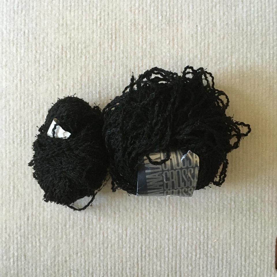 Lana Grossa Seta Black Italian Yarn 65% Silk 35% Polyester 76 g Worsted Weight  - Image 1 of 1
