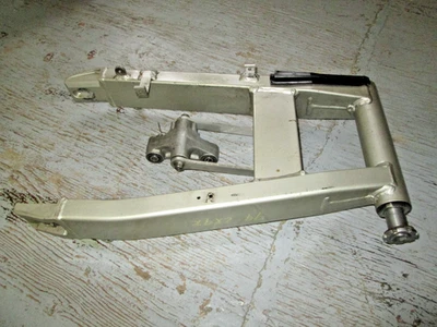 Montaje basculante Kawasaki 1998-1999 ZX-9R NINJA 33001-1541-TX 33032-1187 PERNO Foto 1 de 4