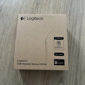Logitech H570e Stereo Headset With Boom Mic USB - NEW - Afbeelding 1 van 2