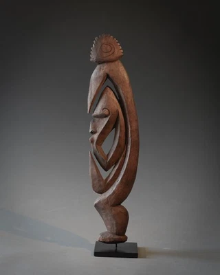 YIPWON SCULPTURE, Yimam People, Korewori River Region, Middle Sepik, PNG. - image 1 of 4