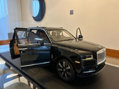 Rolls-Royce Cullinan (Nero) [Apertura completa + Luci] Di: Amalgama scala 1:8 - Immagine 1 di 4
