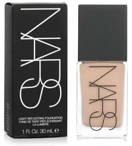 NARS Light Reflecting Foundation - 30ml (Deauville - Light 4) - Picture 1 of 1
