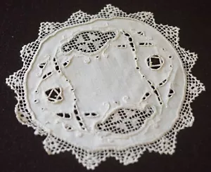 12 Vintage Leinen BESTICKTE Spitze DECKCHEN COCKTAIL Runden UU954 - Bild 1 von 4