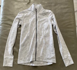 NUEVO SIN ETIQUETAS Chaqueta Ligera para Mujer Lululemon Athletica Blanca Gris Patrón 2 - Imagen 1 de 9