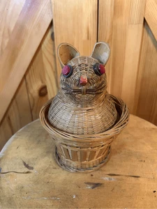 Cesta de anidación vintage de mimbre con forma de gato, cesta tejida con tapa (8564) - Imagen 1 de 9