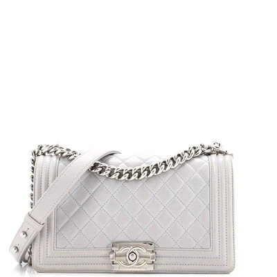 Bolsa Chanel Boy Flap acolchoada couro de bezerro antiga média - Imagem 1 de 4