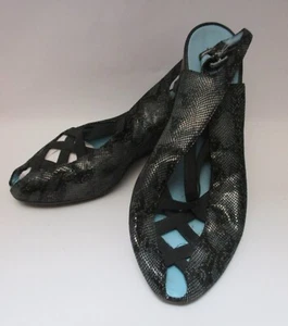 Thierry Rabotin size 38.5 black leather wedge heels criss cross shoes - Picture 1 of 5